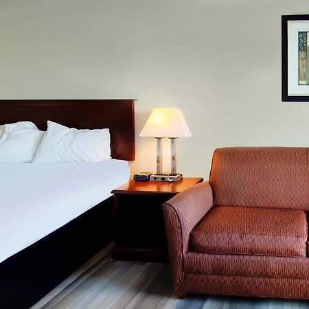 Cypress Inn & Suites Washington By Oyo Chocowinity Dış mekan fotoğraf