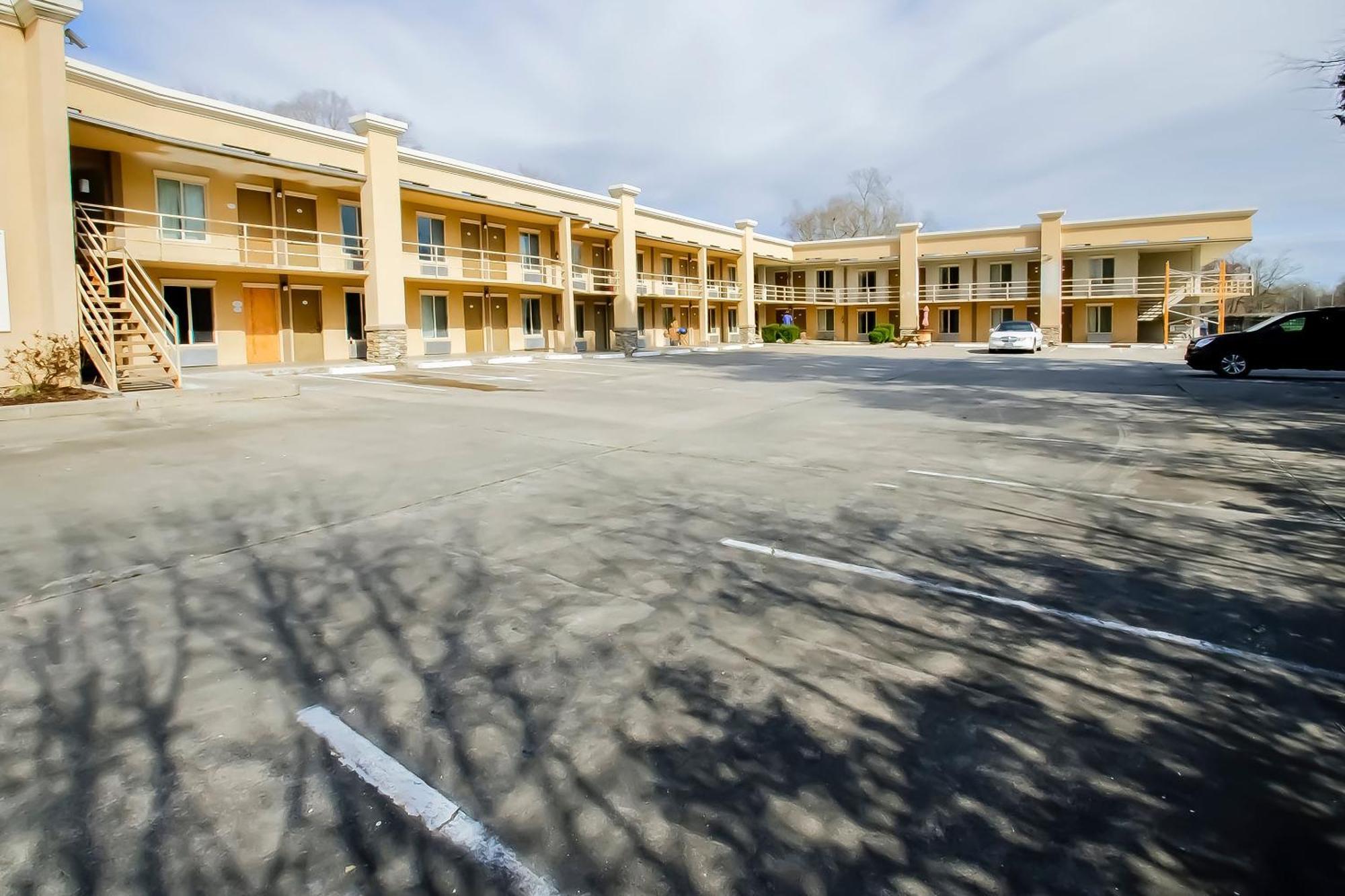 Cypress Inn & Suites Washington By Oyo Chocowinity Dış mekan fotoğraf