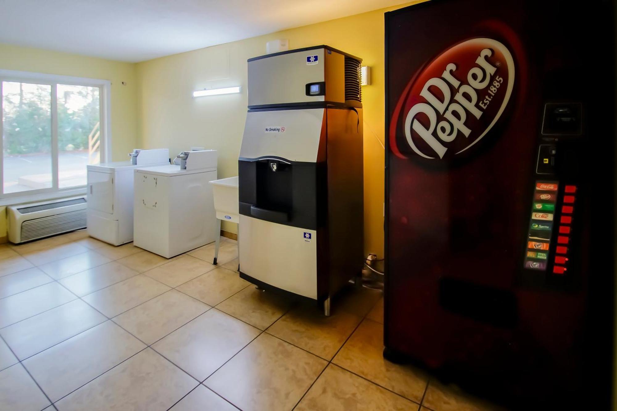 Cypress Inn & Suites Washington By Oyo Chocowinity Dış mekan fotoğraf